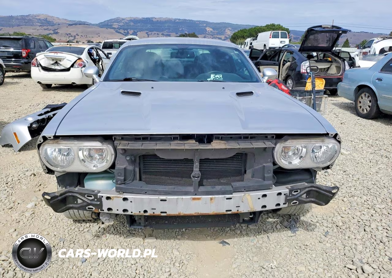 2012 Dodge Challenger Sxt VIN:2C3CDYAG6CH137489 - 5