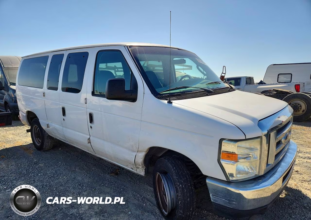 2008 Ford Econoline E350 Super Duty Wagon VIN:1FBNE31L38DB39632 - 4