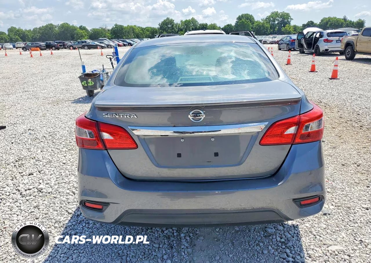 2018 Nissan Sentra S VIN:3N1AB7AP8JY254746 - 6