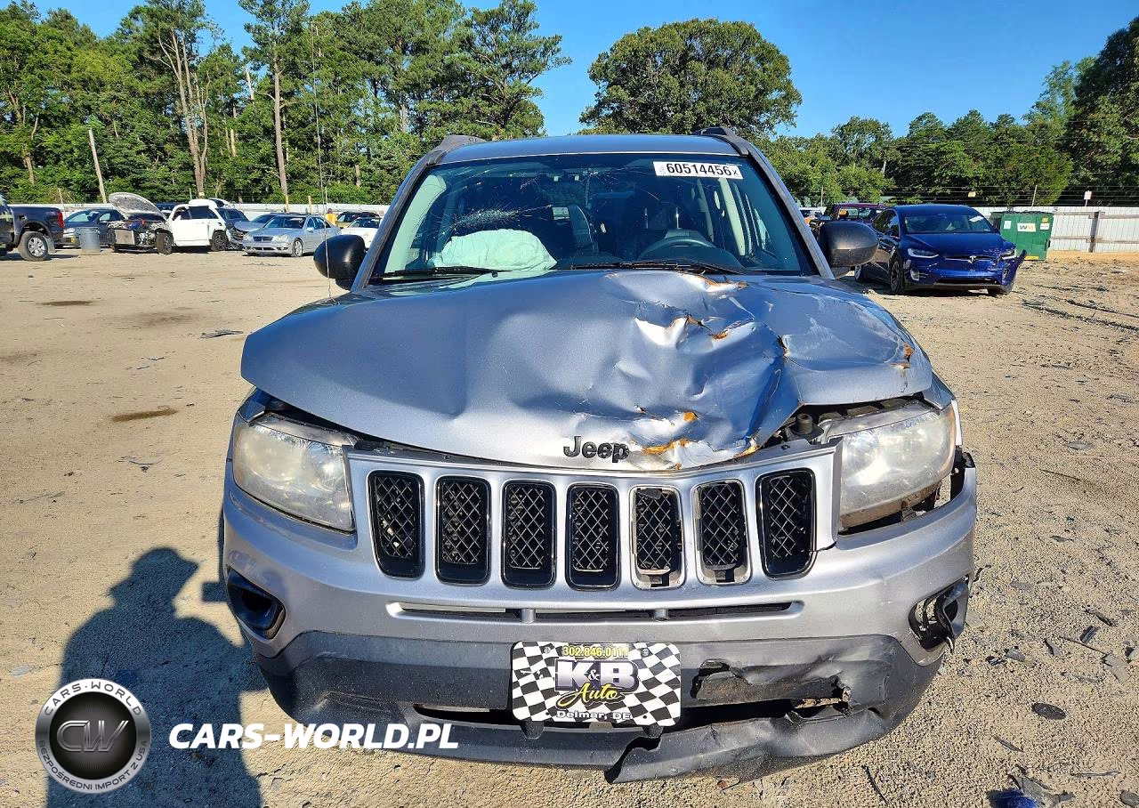 2014 Jeep Compass Sport VIN:1C4NJCBA4ED900118 - 5