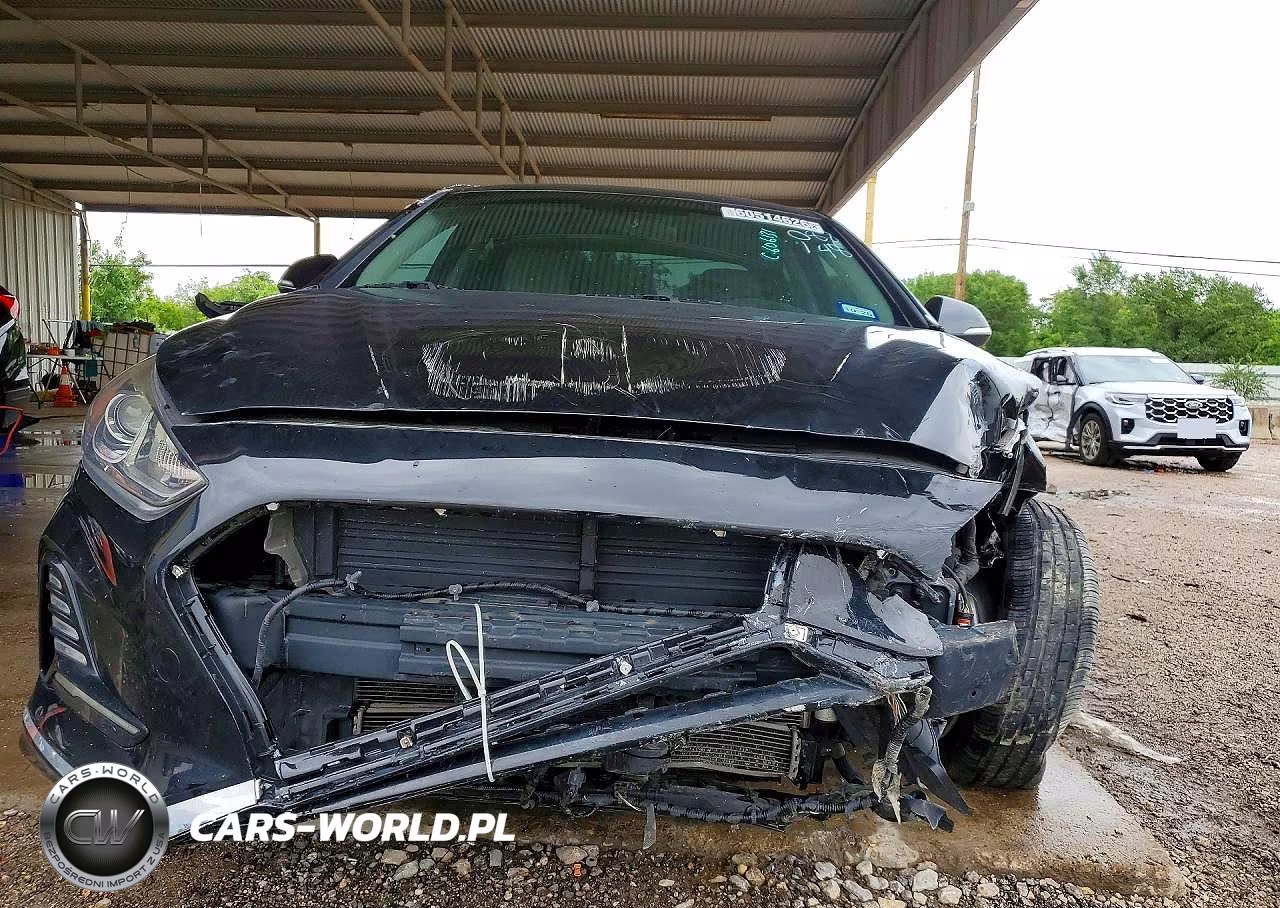 2019 Hyundai Sonata Hybrid Se VIN:KMHE24L30KA088148 - 5