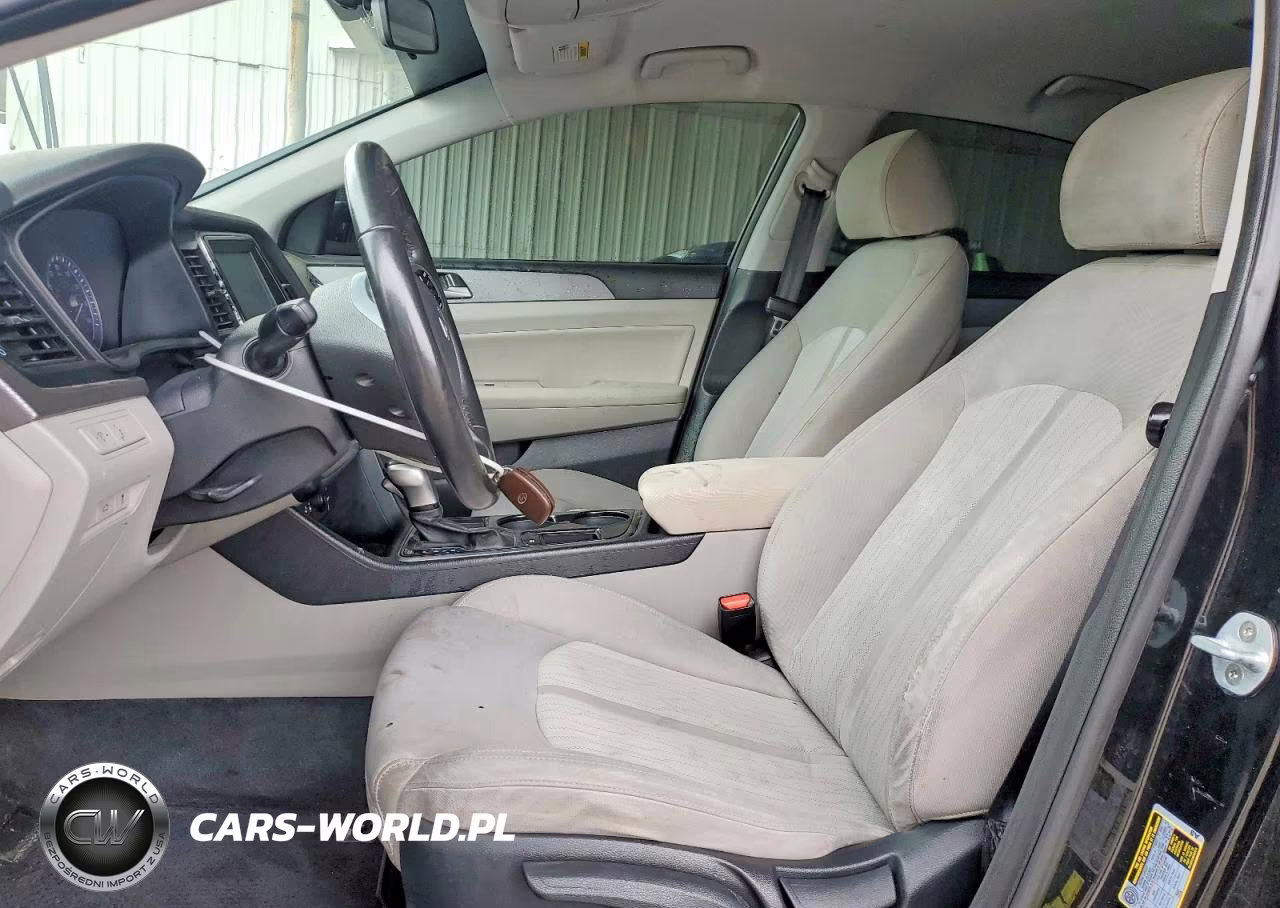 2019 Hyundai Sonata Hybrid Se VIN:KMHE24L30KA088148 - 7