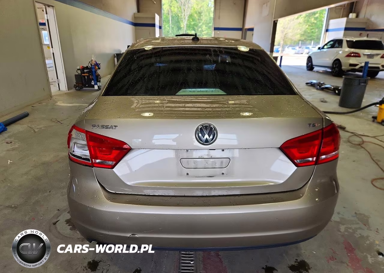 2015 Volkswagen Passat S VIN:1VWAT7A3XFC086502 - 6