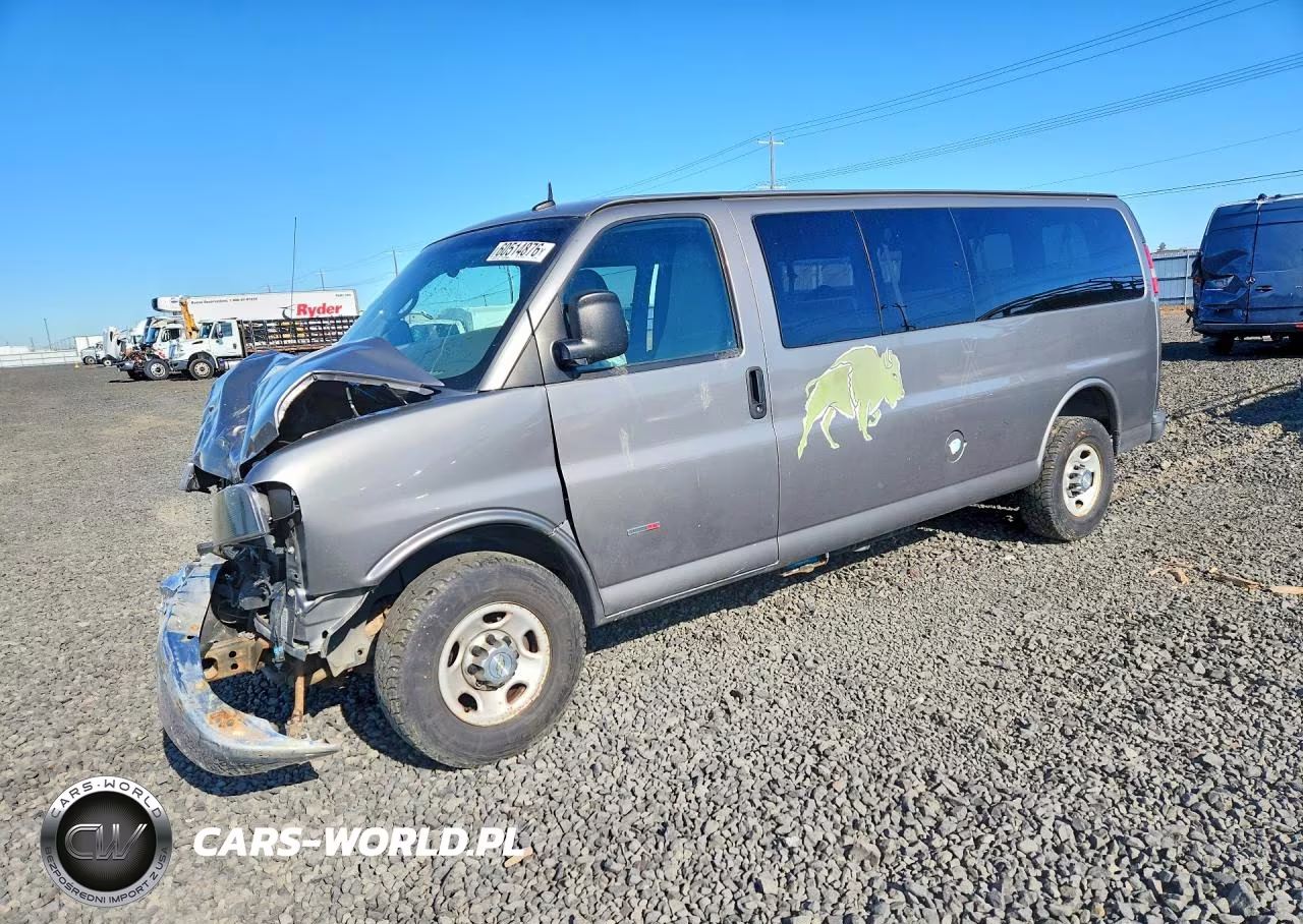 2011 Chevrolet Express G3500 Lt