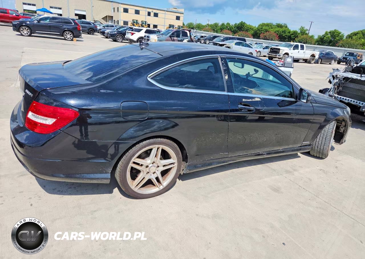 2012 Mercedes-Benz C 250 VIN:WDDGJ4HBXCF749713 - 3