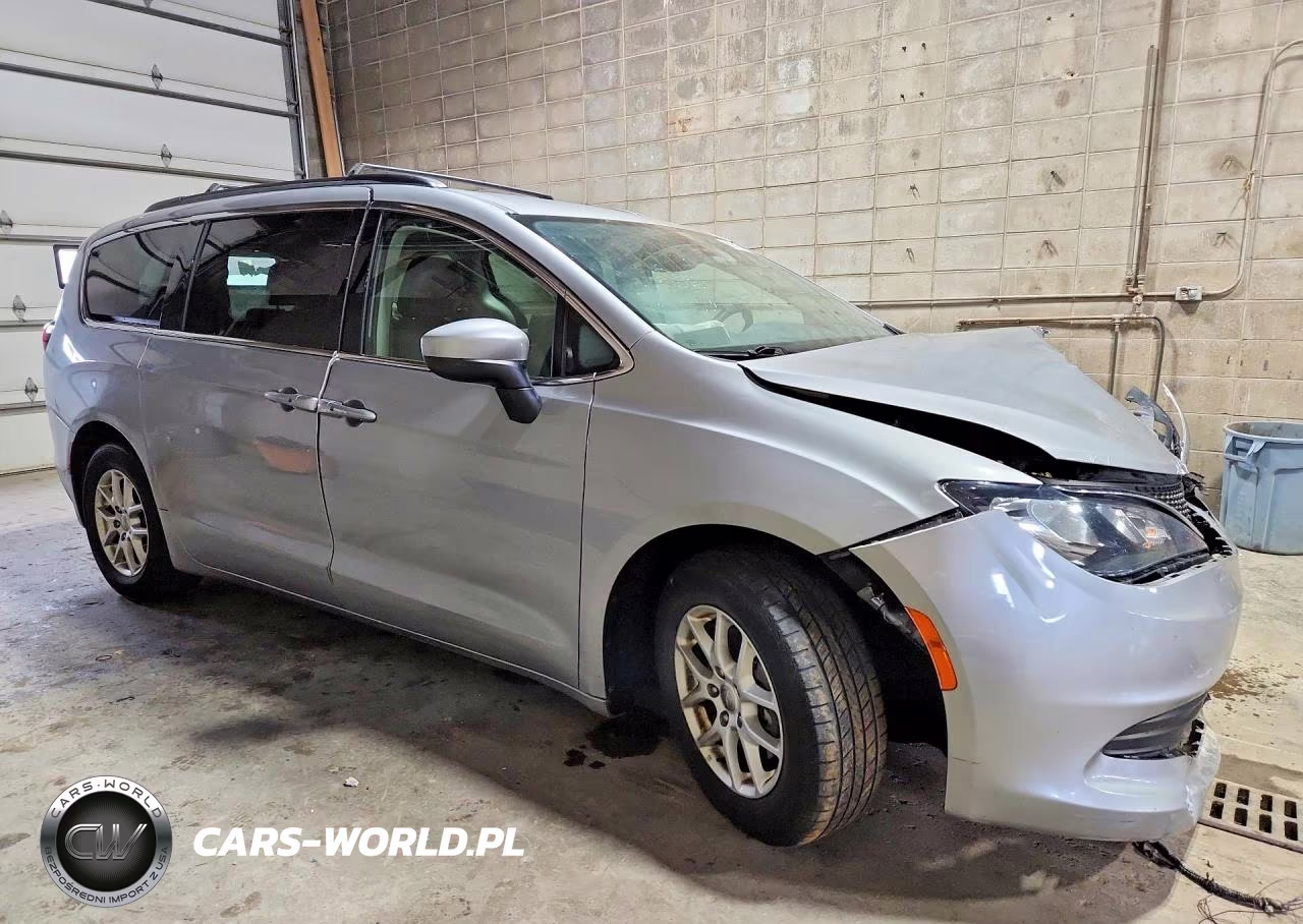 2020 Chrysler Voyager Lxi VIN:2C4RC1DGXLR286137 - 4