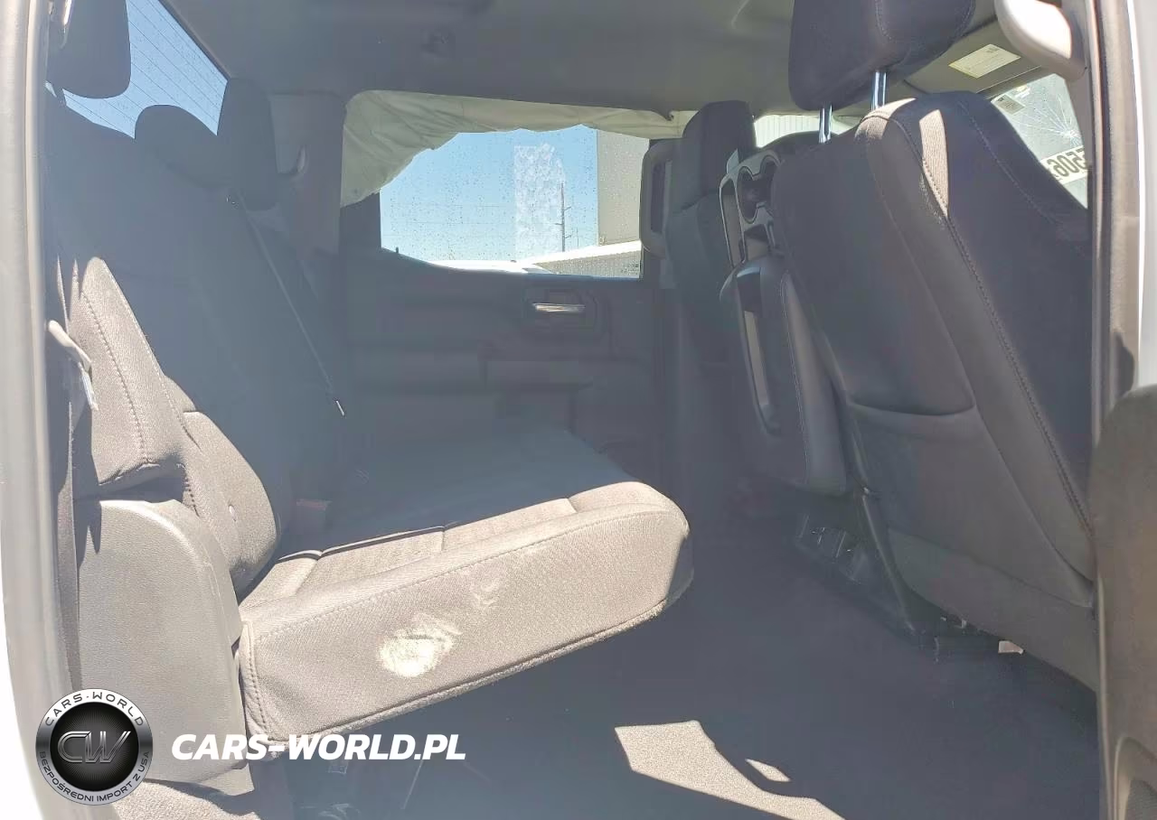 2024 Chevrolet Silverado K1500 Custom VIN:3GCPDBEK9RG203759 - 10