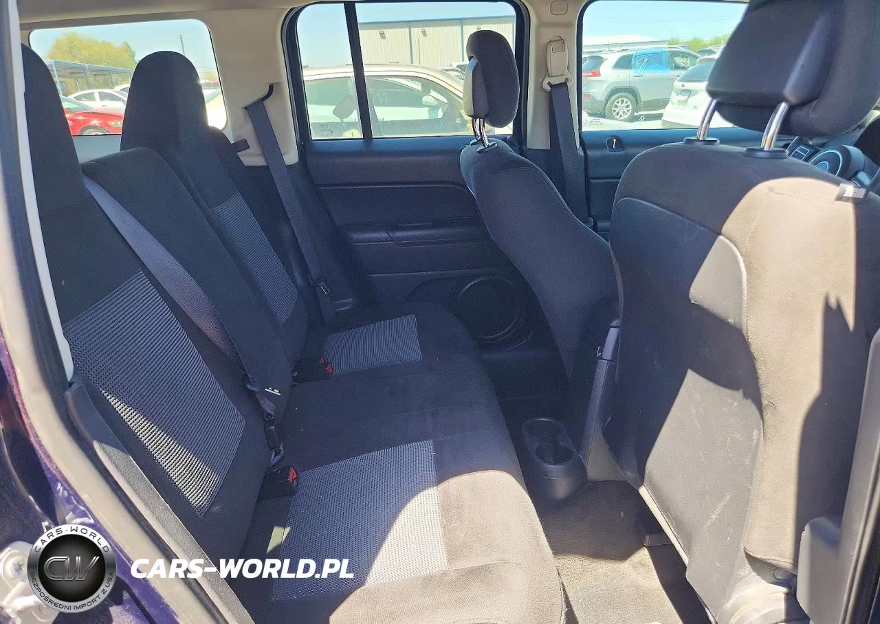 2017 Jeep Patriot Sport VIN:1C4NJPBBXHD158005 - 10