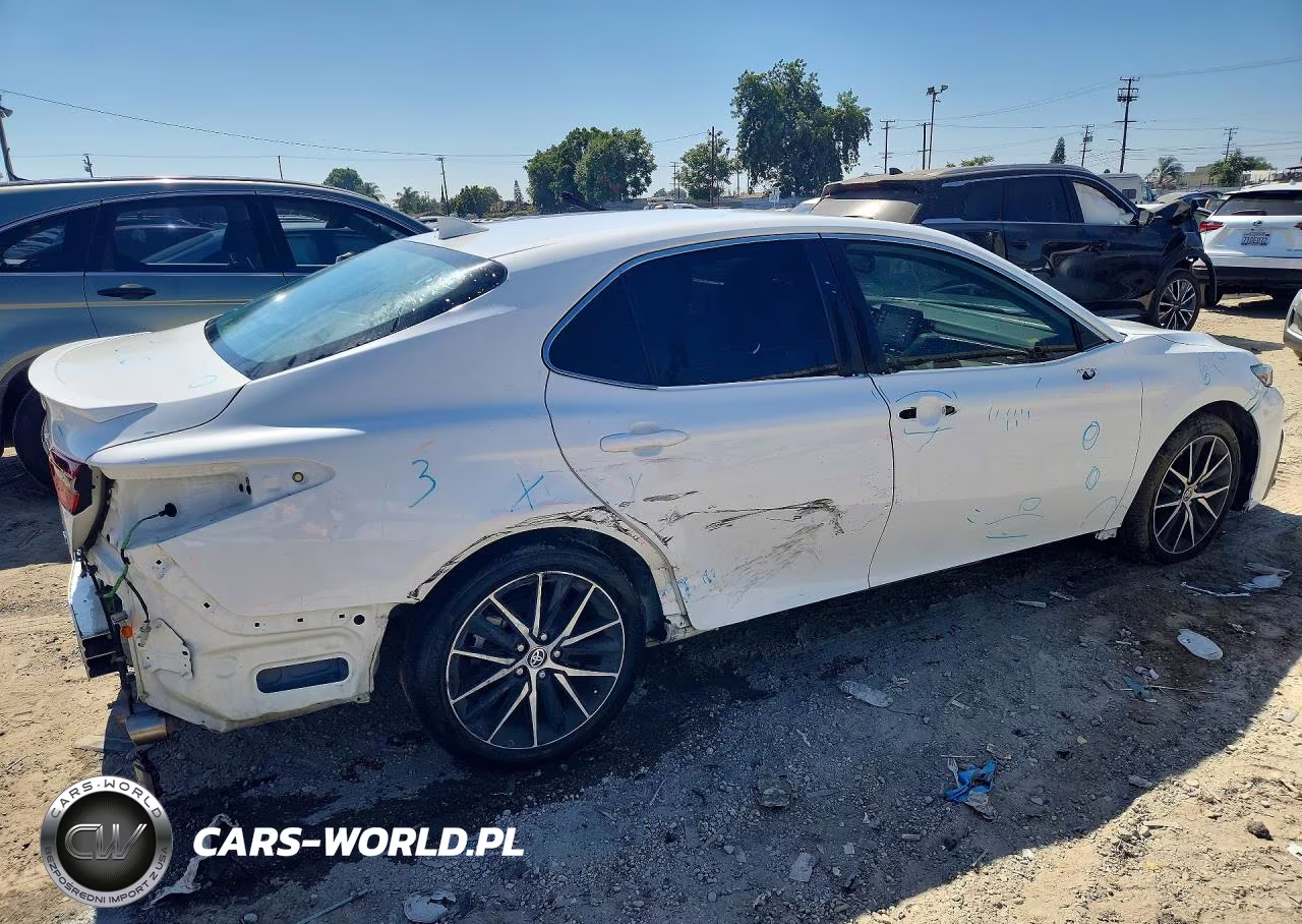 2023 Toyota Camry Se VIN:4T1T11AK6PU804768 - 3