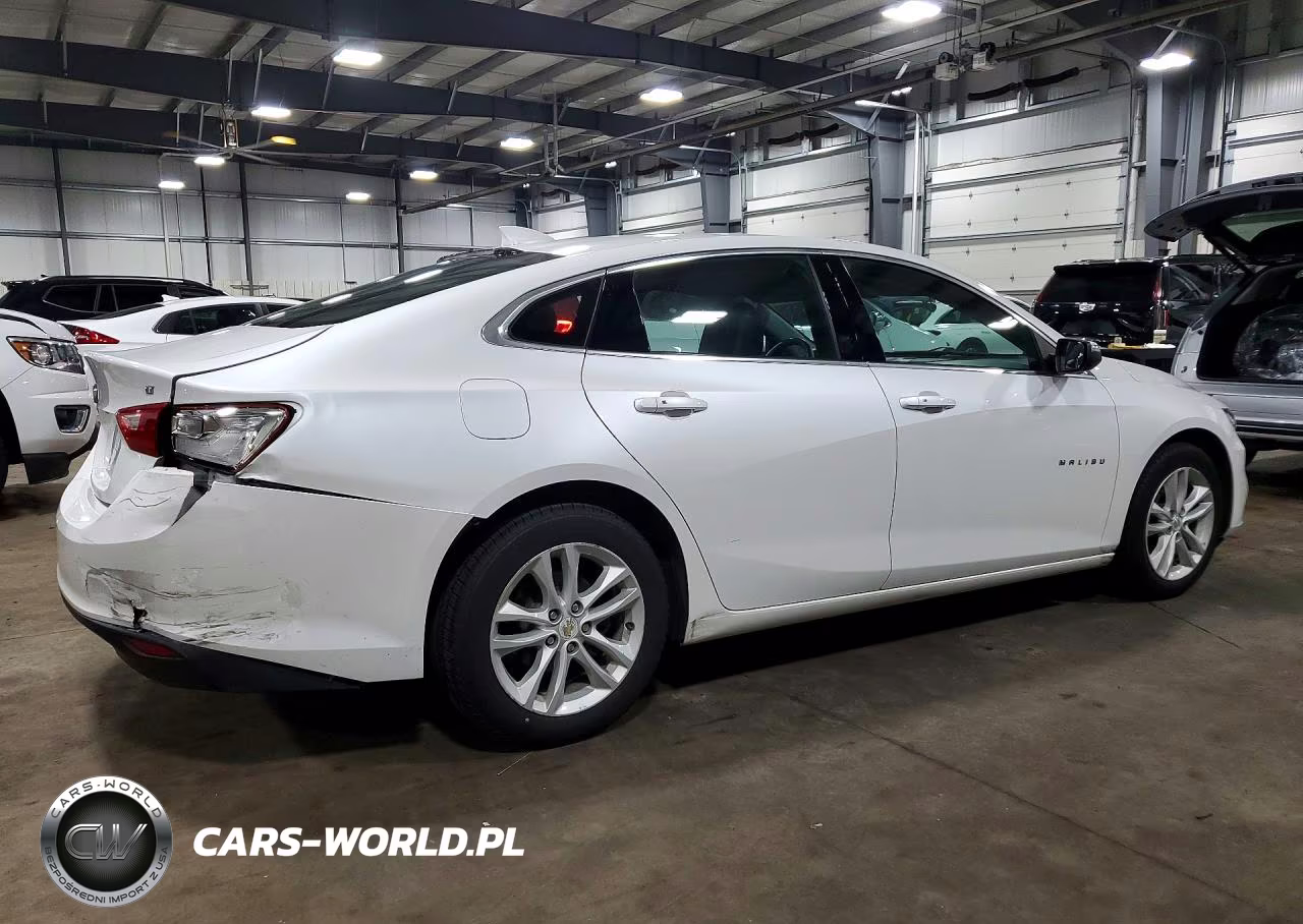 2016 Chevrolet Malibu Lt VIN:1G1ZE5ST3GF195945 - 3