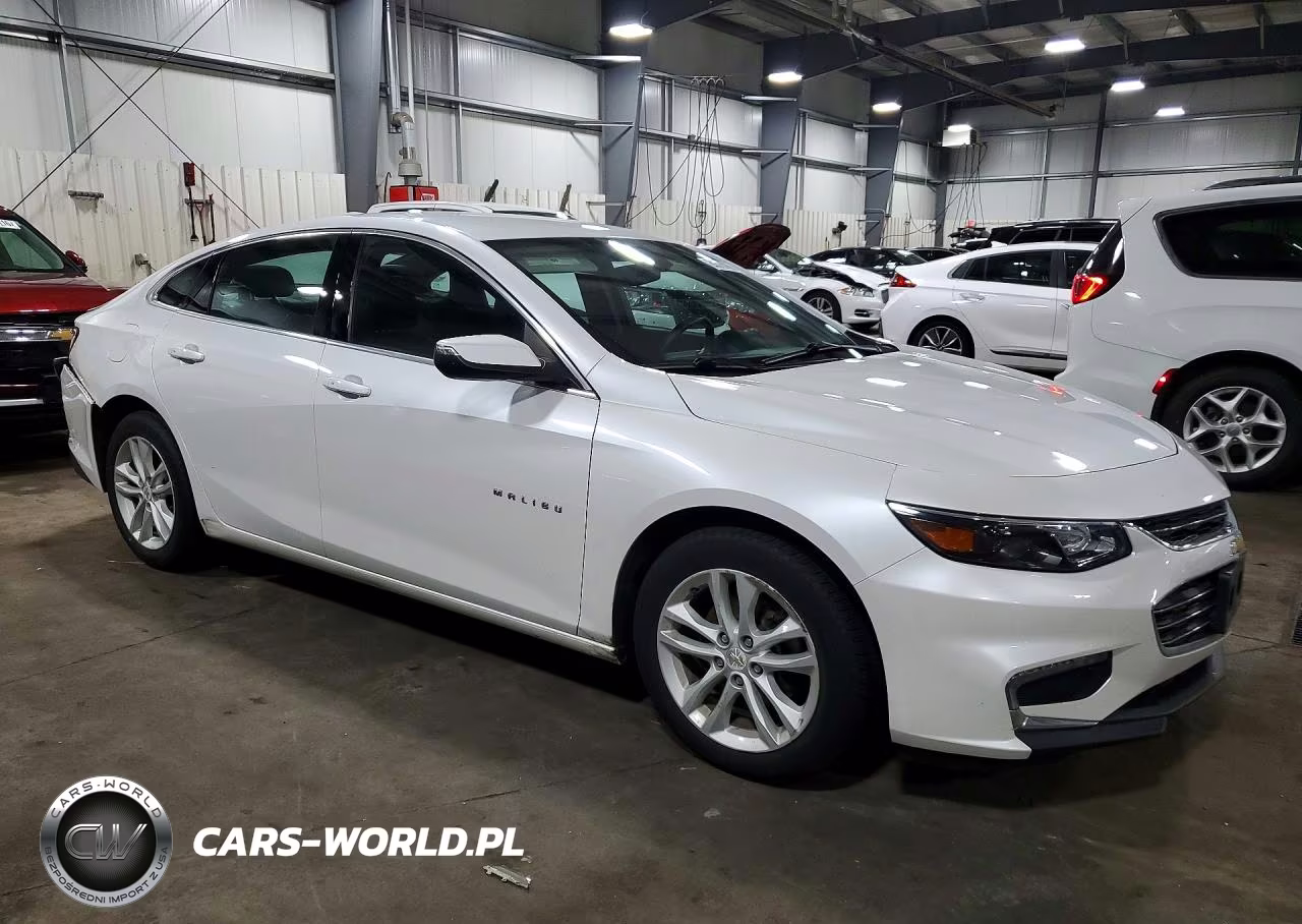 2016 Chevrolet Malibu Lt VIN:1G1ZE5ST3GF195945 - 4