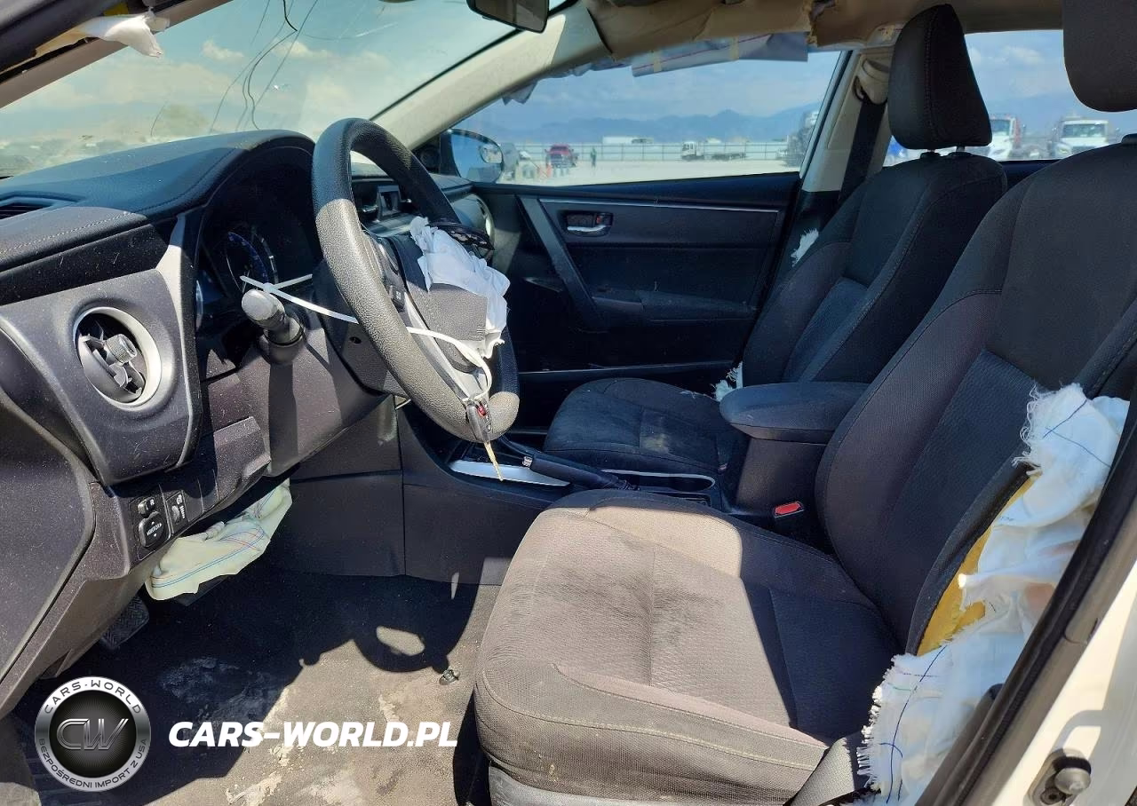 2017 Toyota Corolla Le VIN:2T1BURHE3HC843743 - 7