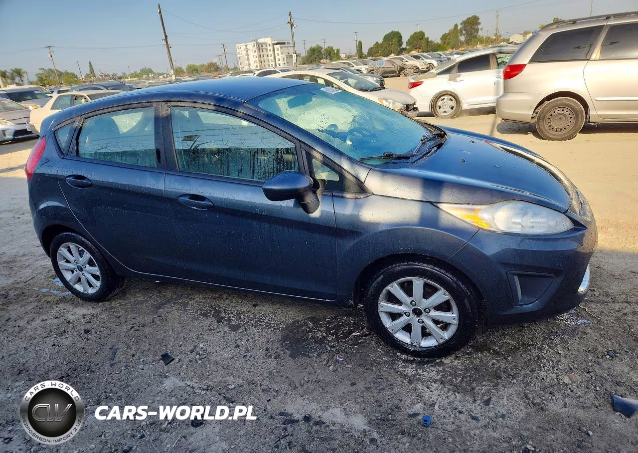 2011 Ford Fiesta Se VIN:3FADP4EJ5BM157034 - 4