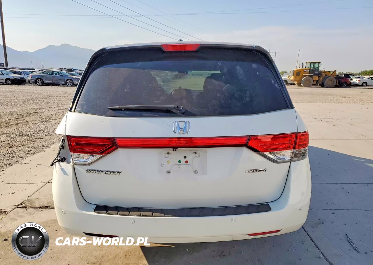 2014 Honda Odyssey Touring VIN:5FNRL5H90EB124387 - 6