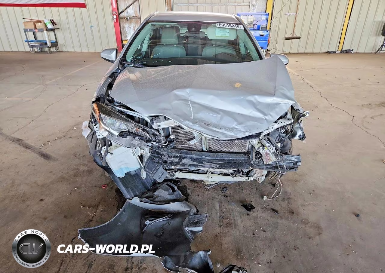 2017 Toyota Corolla Le VIN:2T1BURHE5HC806113 - 5