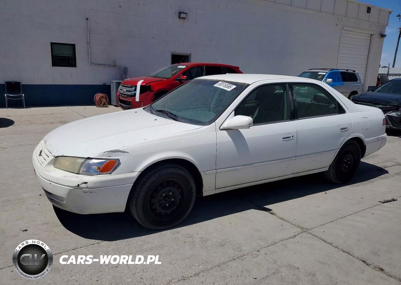 1999 Toyota Camry Le