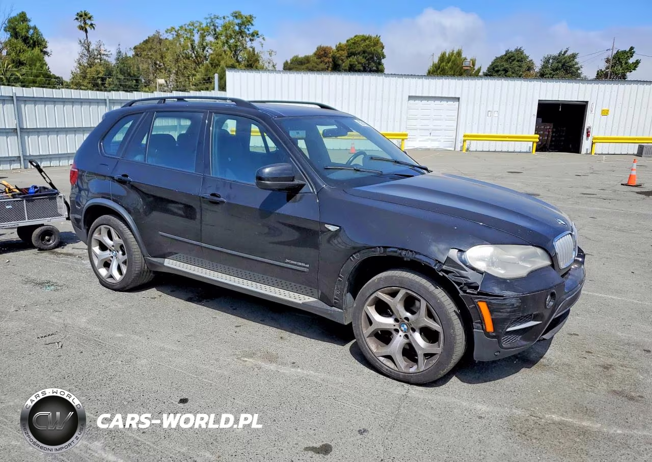 2011 BMW X5 xDrive35D VIN:5UXZW0C52BL661042 - 4