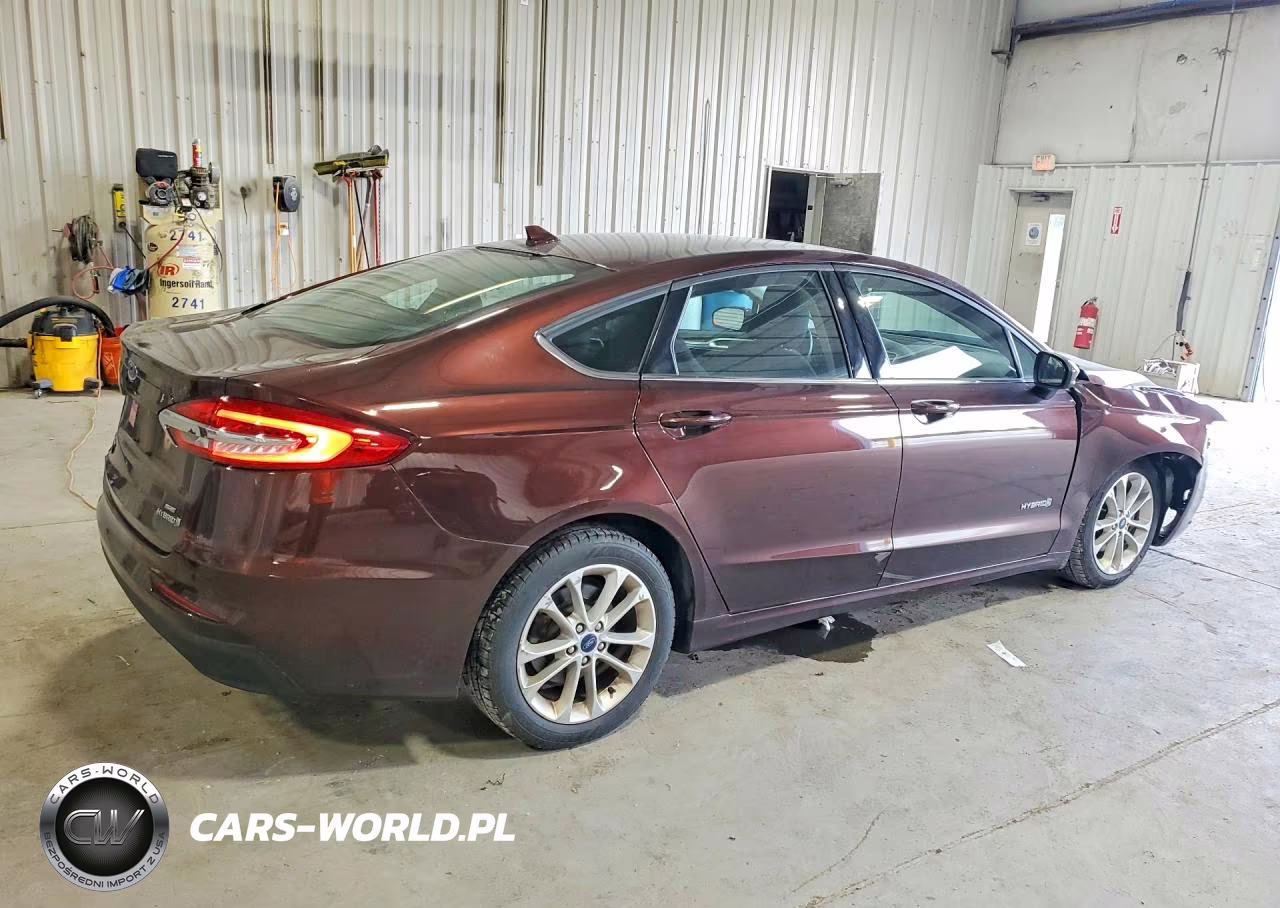 2019 Ford Fusion Se VIN:3FA6P0LU3KR157809 - 3
