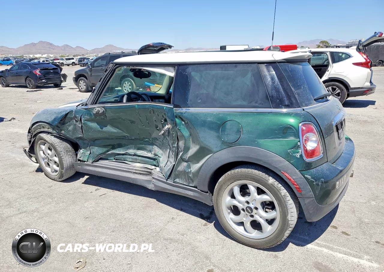 2013 Mini Cooper VIN:WMWSU3C57DT375746 - 2