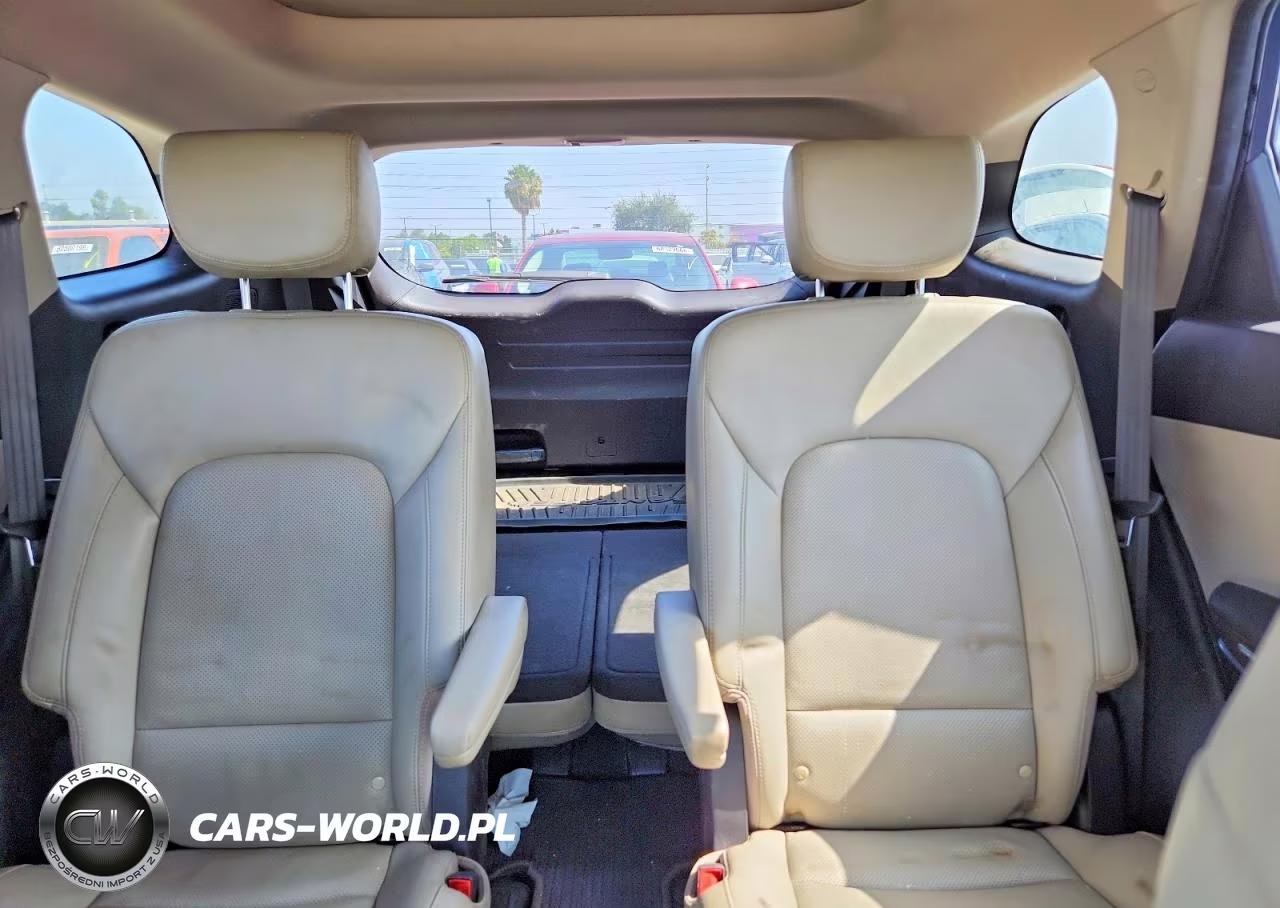 2018 Hyundai Santa Fe Limited Ultimate VIN:KM8SR4HF0JU258099 - 10