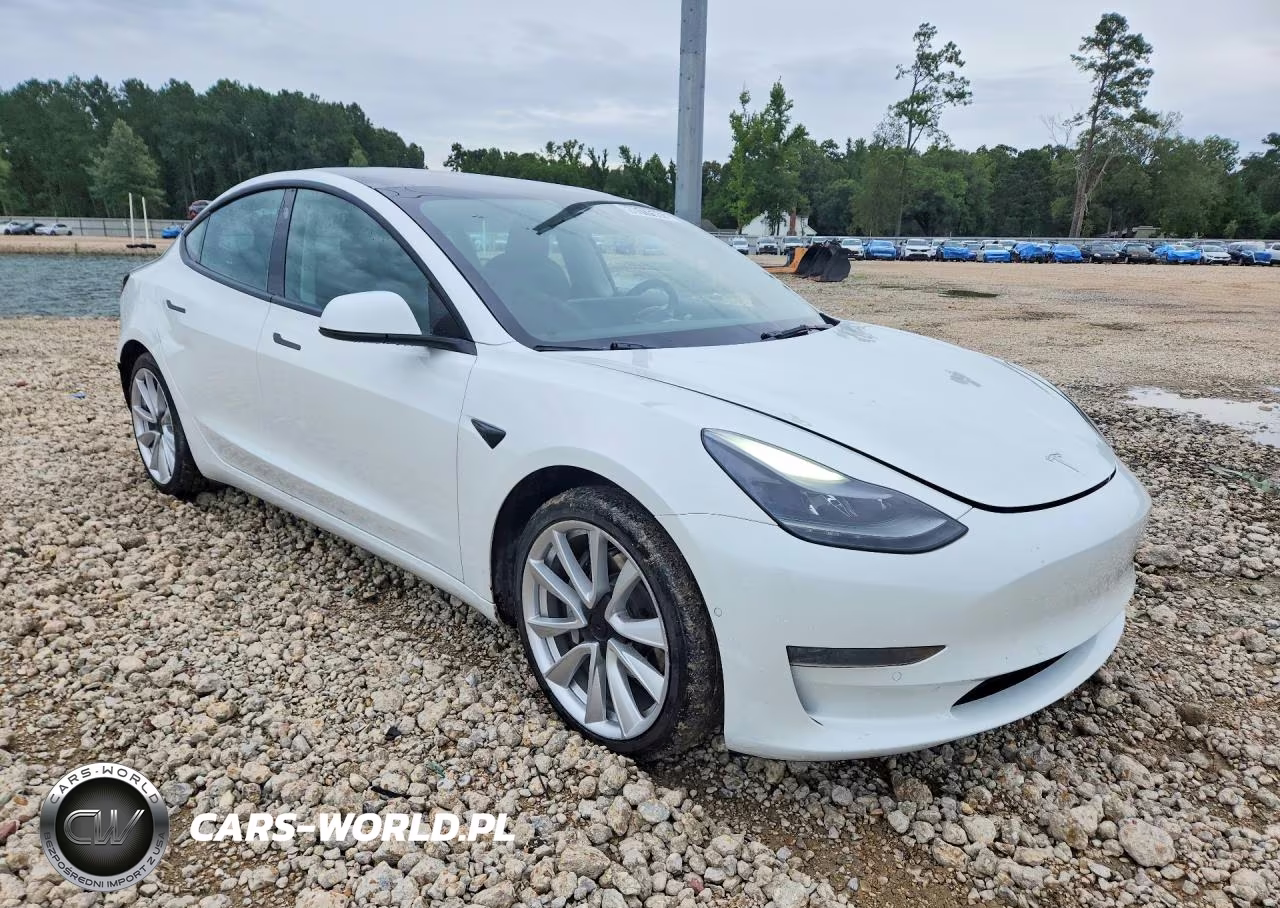 2022 Tesla Model 3 VIN:5YJ3E1EA5NF371136 - 4