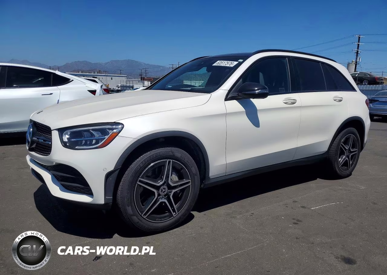 2020 Mercedes-Benz Glc 300 4Matic – zdjęcie 1 z 13