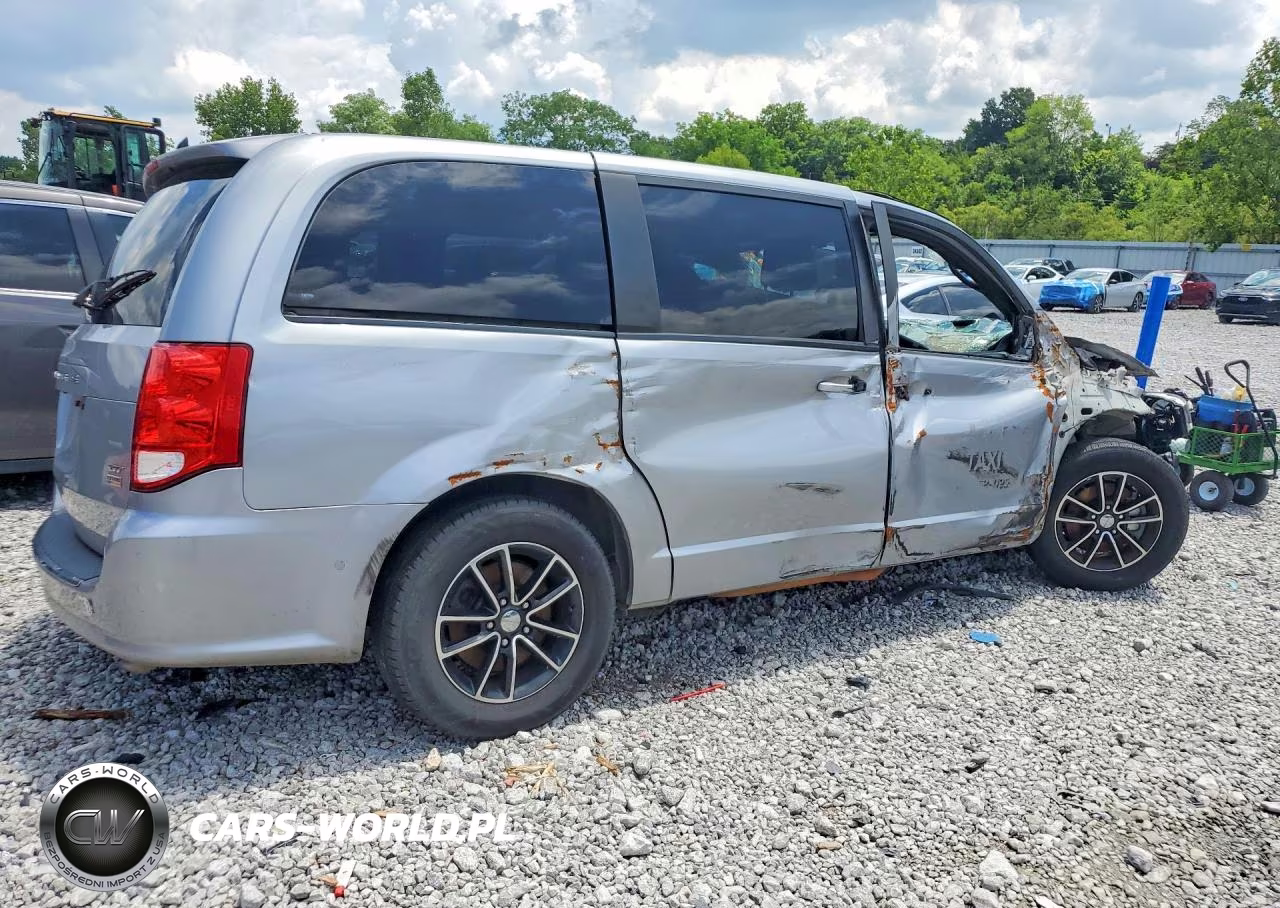 2019 Dodge Grand Caravan Gt VIN:2C4RDGEG6KR536535 - 3