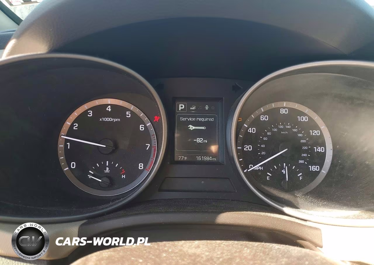 2017 Hyundai Santa Fe Sport 2.4L VIN:5XYZT3LB7HG467399 - 9