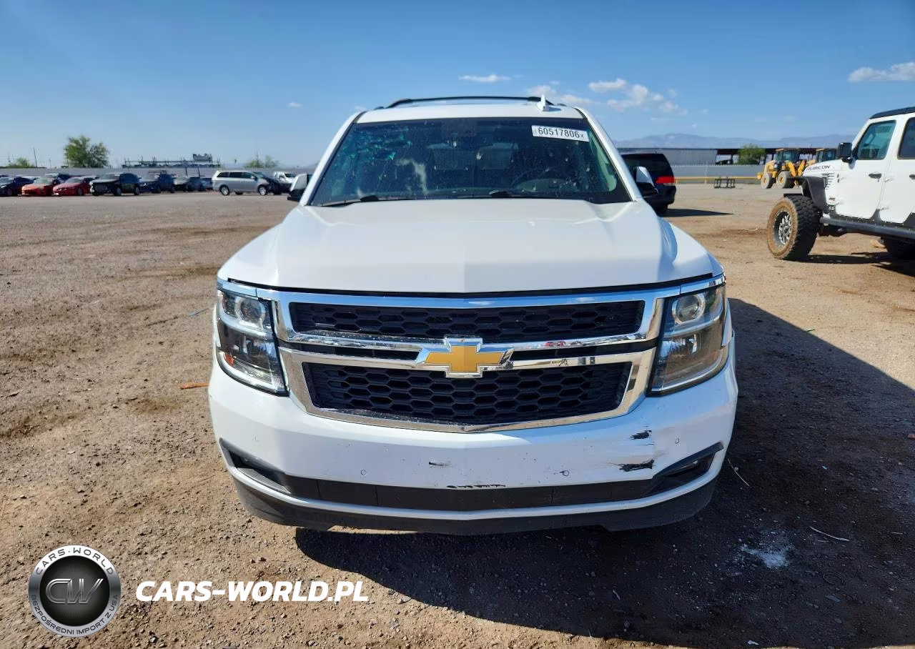 2019 Chevrolet Suburban C1500 Lt VIN:1GNSCHKC4KR233794 - 5
