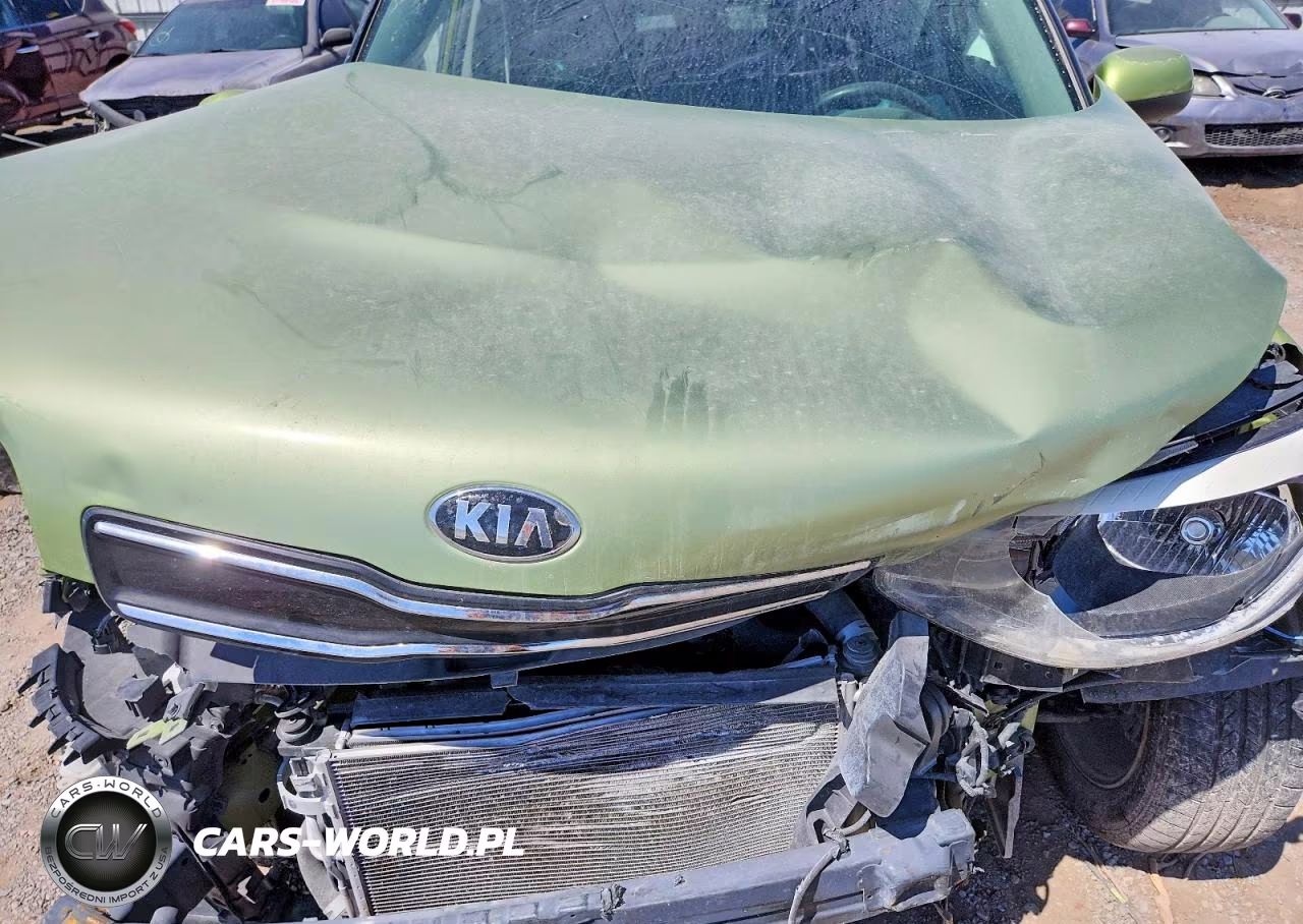 2017 Kia Soul + VIN:KNDJP3A59H7884356 - 12