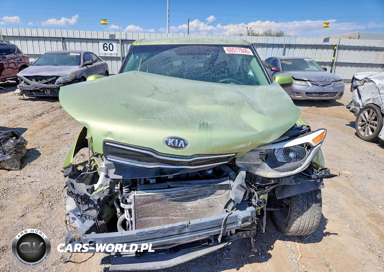 2017 Kia Soul + VIN:KNDJP3A59H7884356 - 5