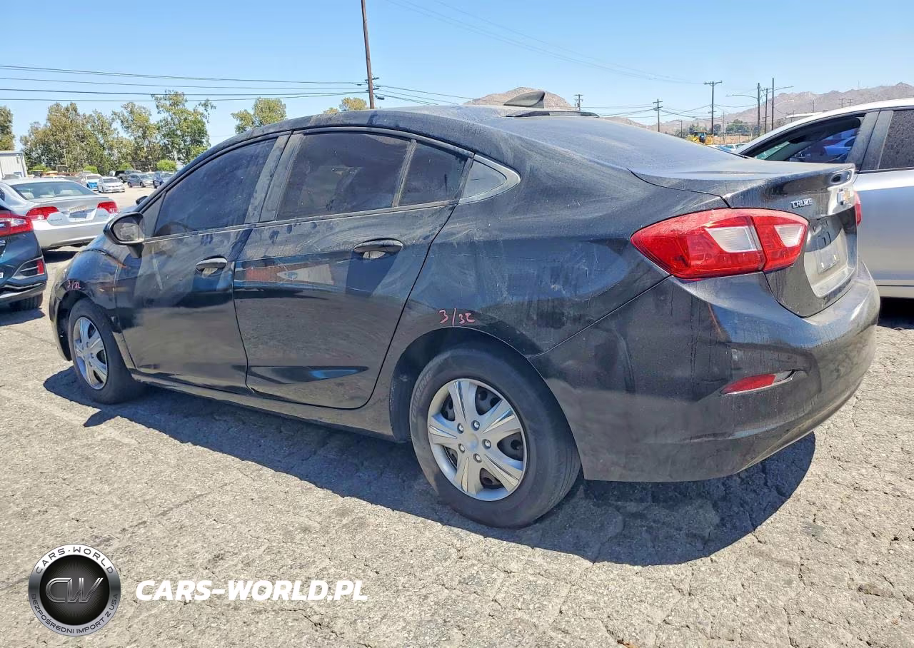 2018 Chevrolet Cruze Ls VIN:1G1BC5SM2J7113429 - 2