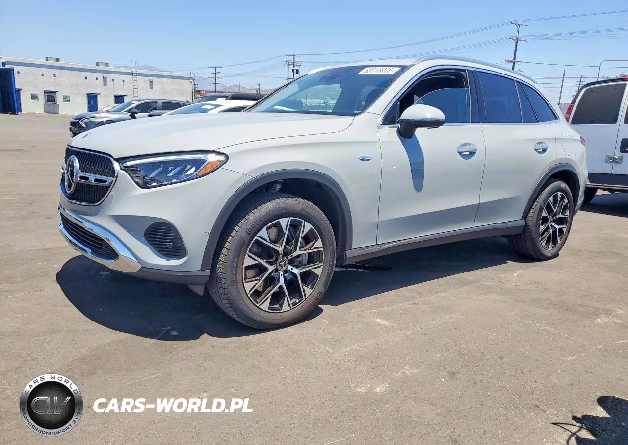 2025 Mercedes-Benz Glc 350E – zdjęcie 1 z 13
