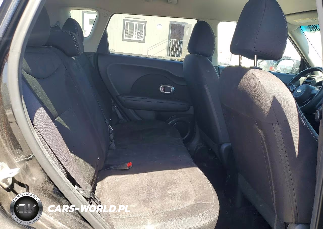 2018 Kia Soul Base VIN:KNDJN2A26J7548370 - 10