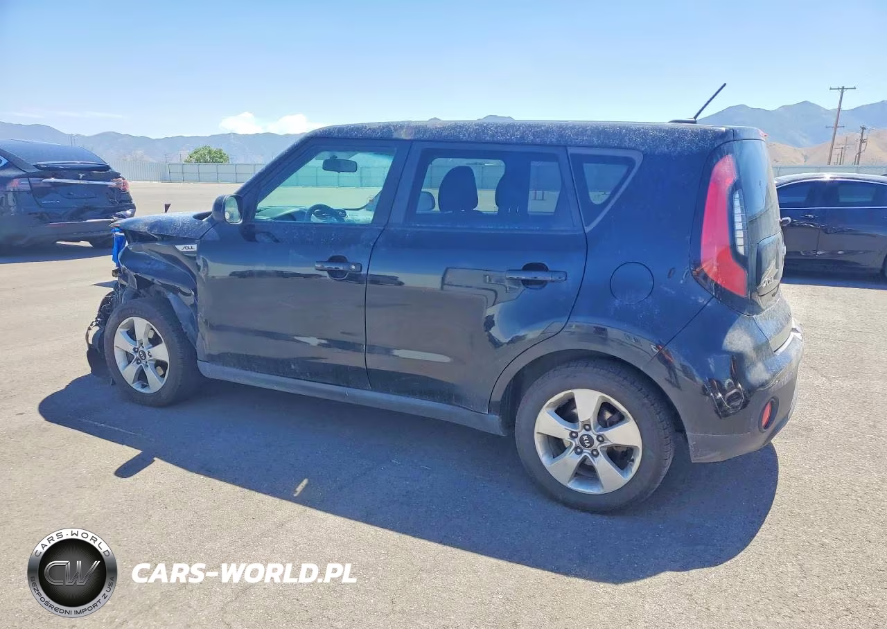 2018 Kia Soul Base VIN:KNDJN2A26J7548370 - 2