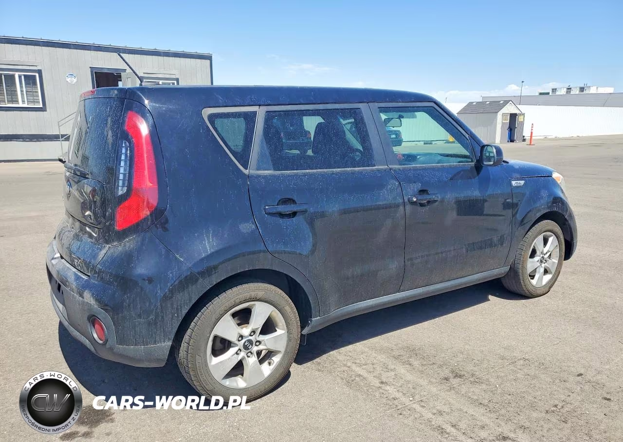 2018 Kia Soul Base VIN:KNDJN2A26J7548370 - 3