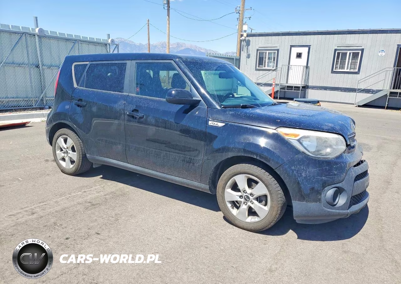 2018 Kia Soul Base VIN:KNDJN2A26J7548370 - 4