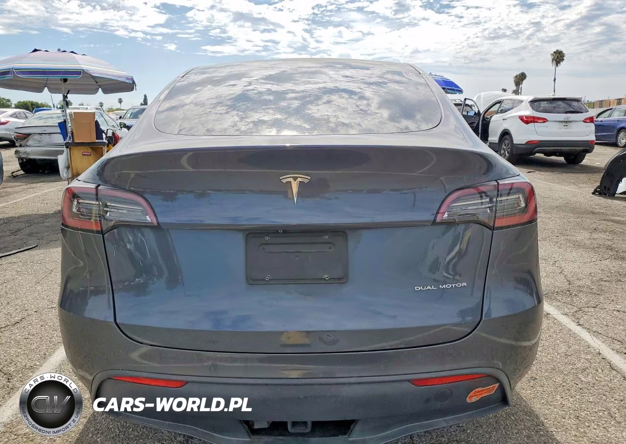 2020 Tesla Model Y VIN:5YJYGDEEXLF019834 - 6