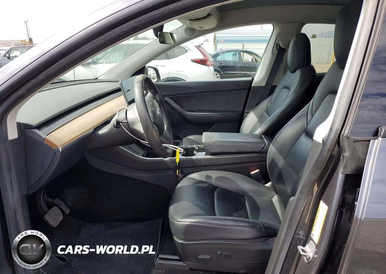 2020 Tesla Model Y VIN:5YJYGDEEXLF019834 - 7