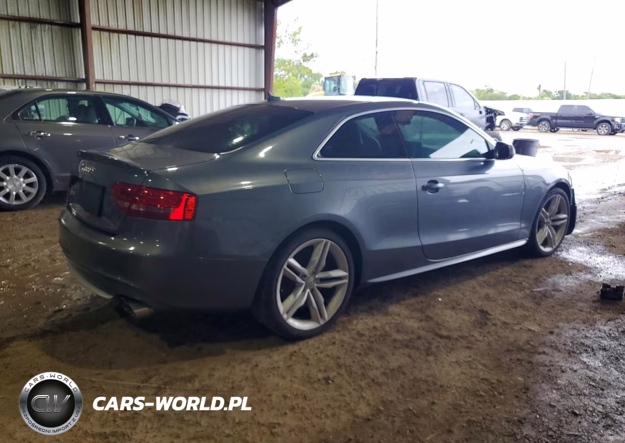 2012 Audi S5 Prestige VIN:WAUVVAFR0CA001809 - 3