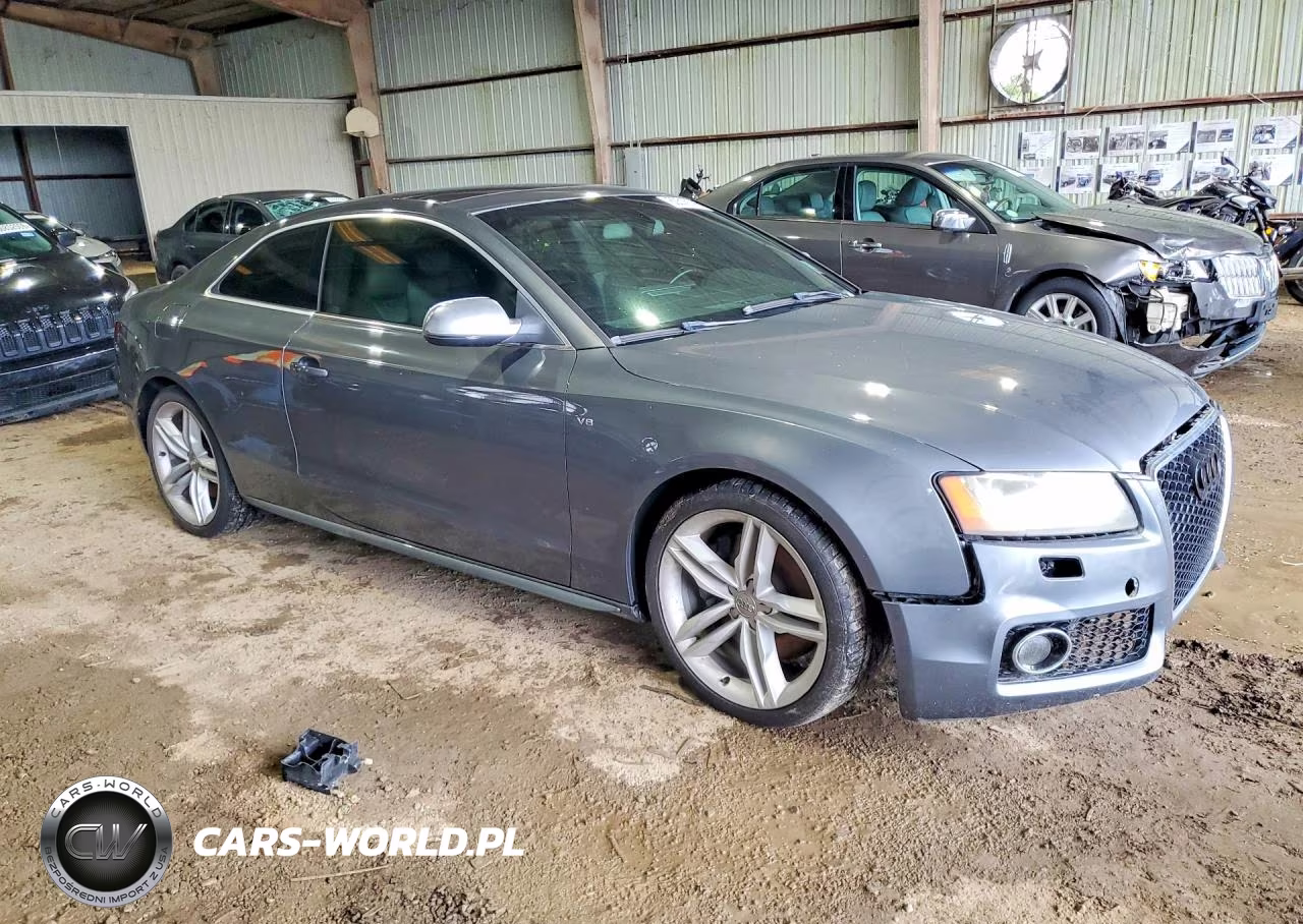 2012 Audi S5 Prestige VIN:WAUVVAFR0CA001809 - 4
