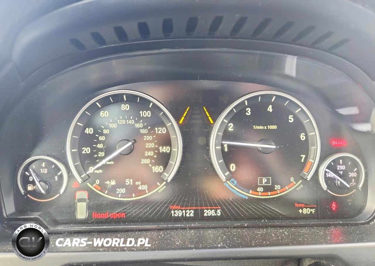 2015 BMW X5 xDrive35I VIN:5UXKR0C56F0K56981 - 9