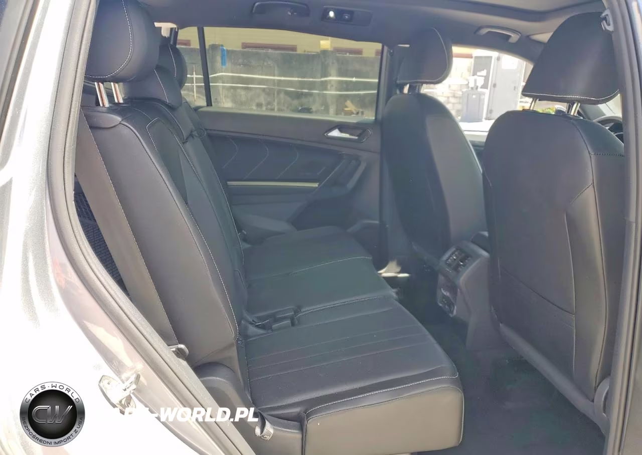 2023 Volkswagen Tiguan Se R-Line Black VIN:3VVCB7AX4PM113664 - 10