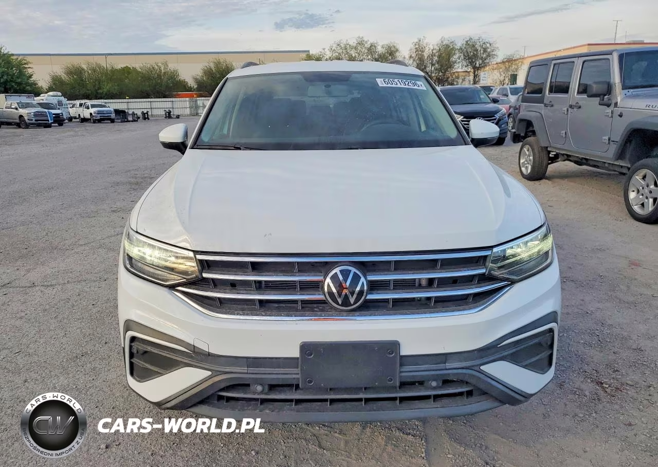 VOLKSWAGEN TIGUAN S VIN:3VV1B7AXXNM071828 - 5