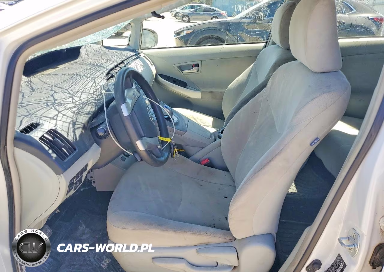2013 Toyota Prius Three VIN:JTDKN3DU4D5648331 - 7