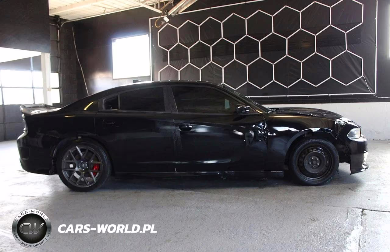2017 Dodge Charger R VIN:2C3CDXGJ8HH652854 - 3