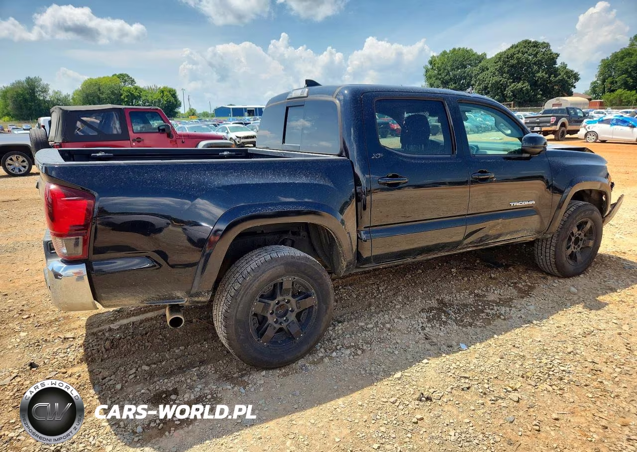 2018 Toyota Tacoma Sr5 V6 VIN:3TMAZ5CN8JM063358 - 3
