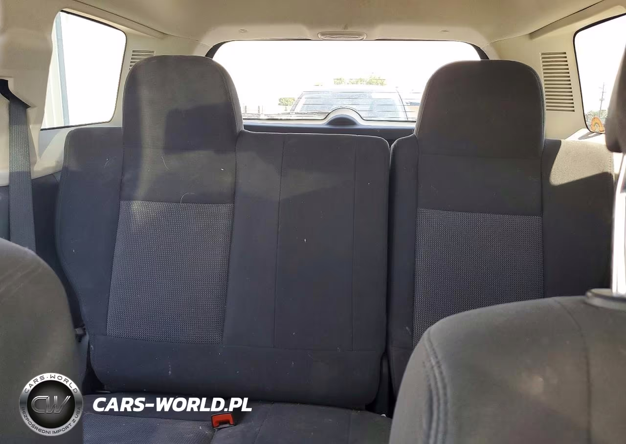 2014 Jeep Patriot Latitude VIN:1C4NJRFBXED744463 - 10
