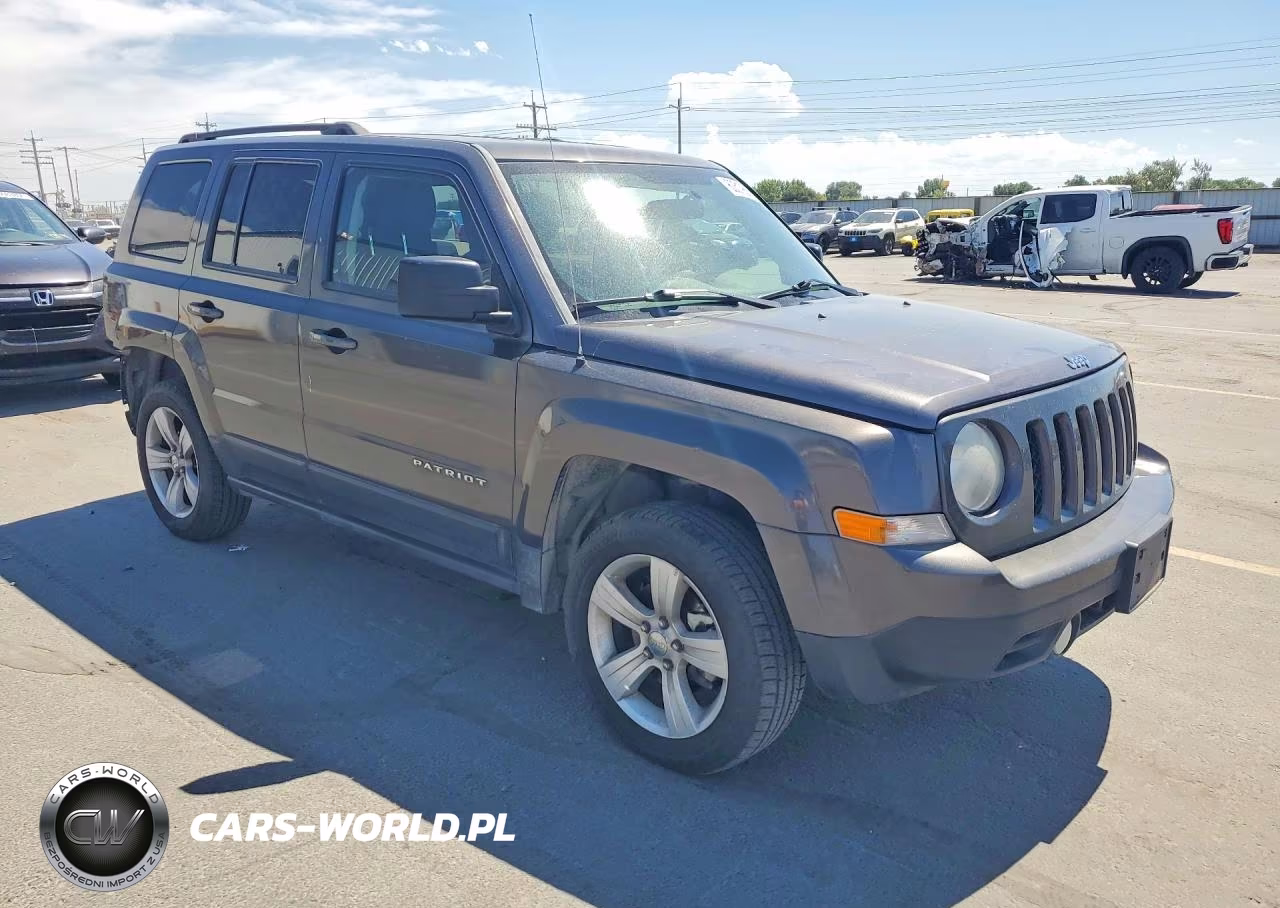 2014 Jeep Patriot Latitude VIN:1C4NJRFBXED744463 - 4