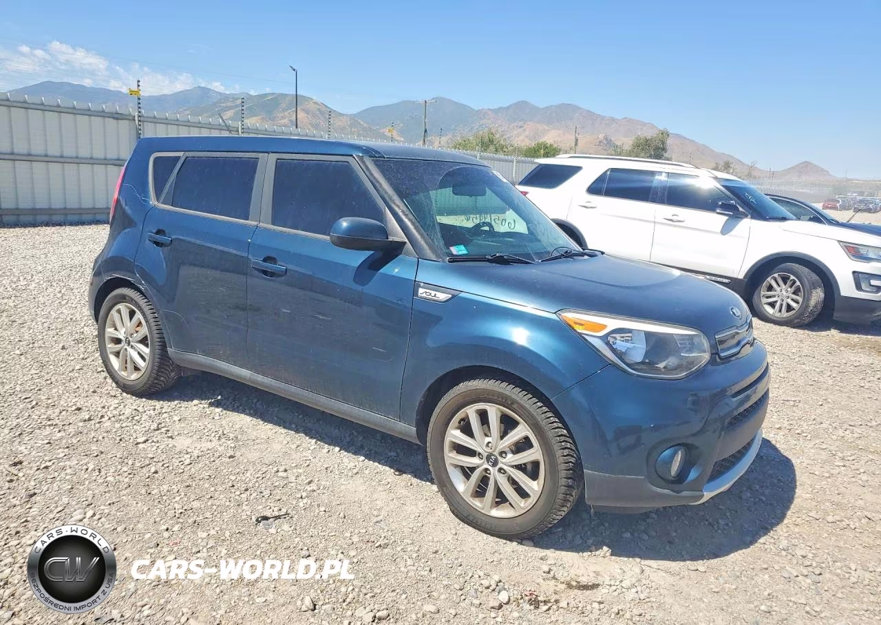 2017 Kia Soul + VIN:KNDJP3A57H7464143 - 4